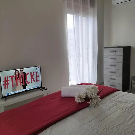 La Salerno Airport Bed & Breakfast *