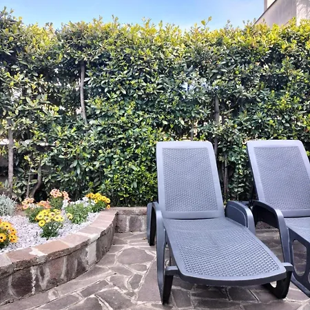La Salerno Airport Bed & Breakfast *
